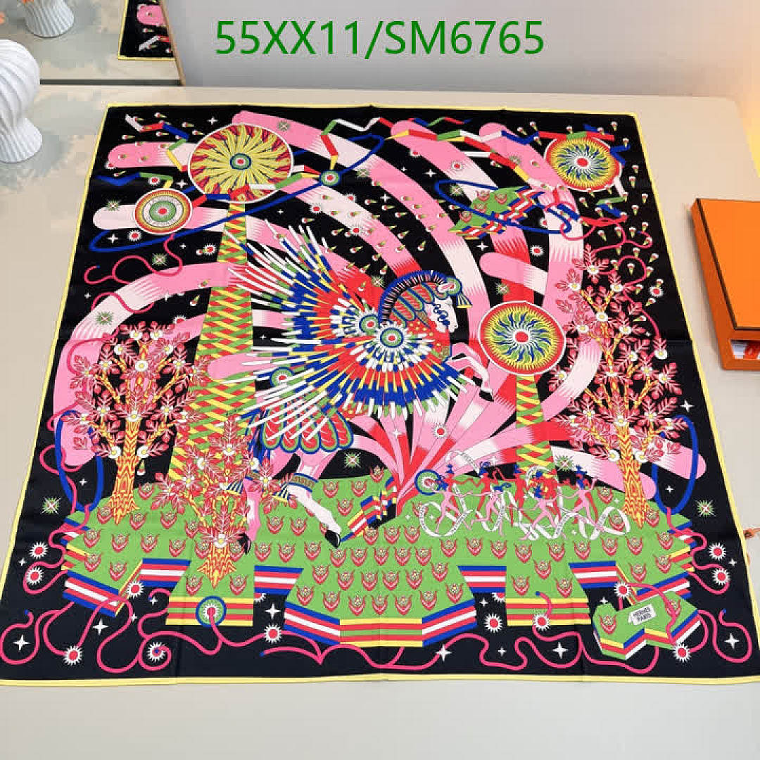 Hermes-Scarf Code: SM6765 $: 55USD