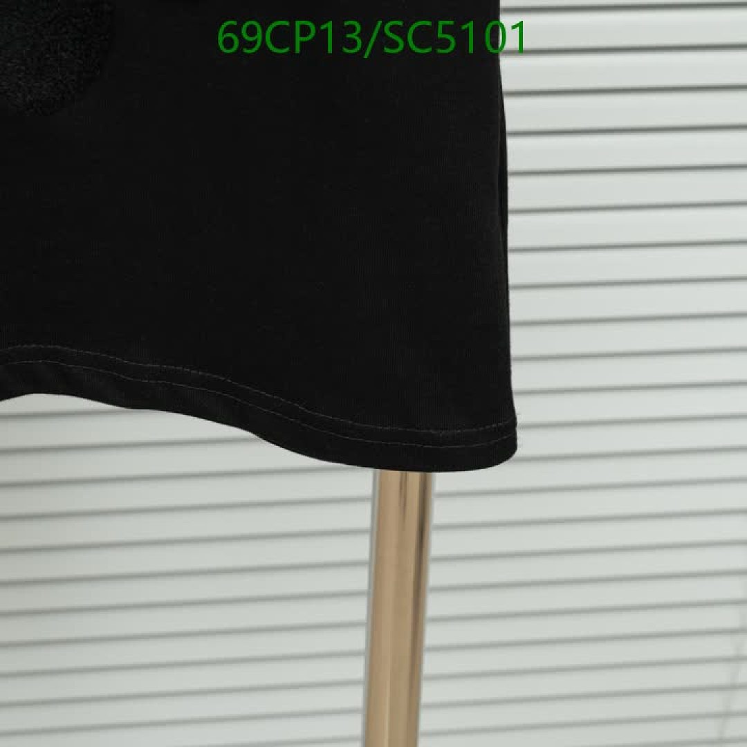 LV-Clothing Code: SC5101 $: 69USD