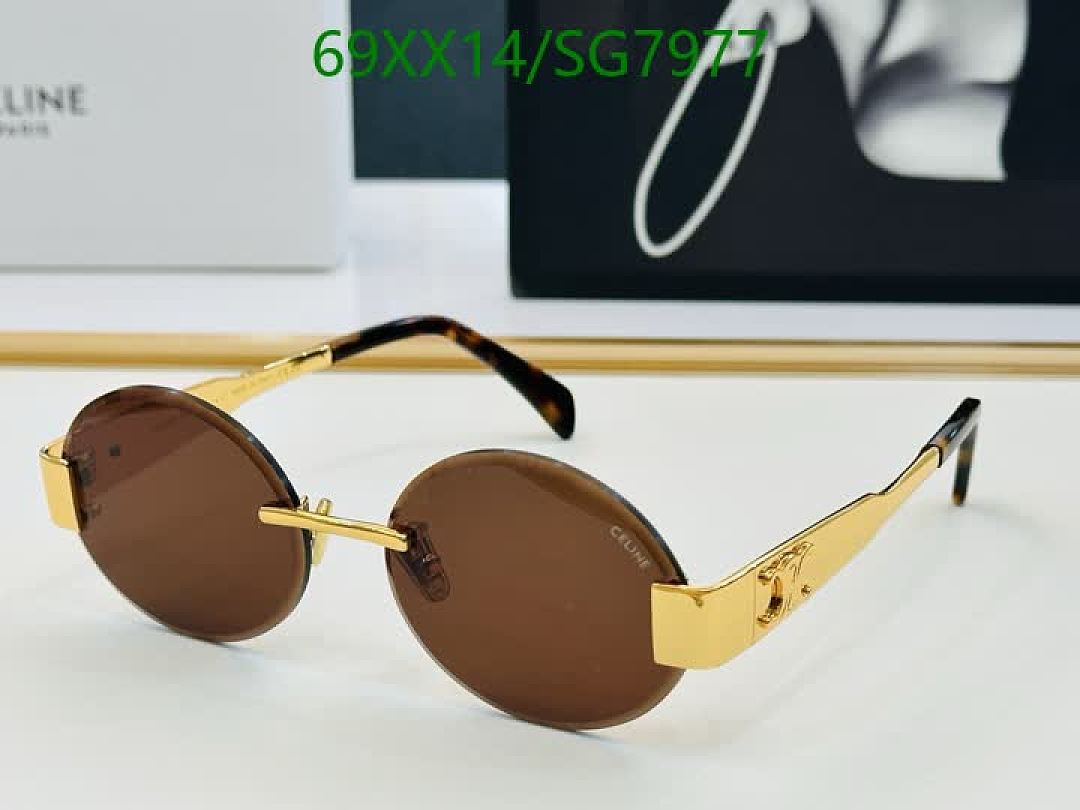 Celine-Glasses Code: SG7977 $: 69USD