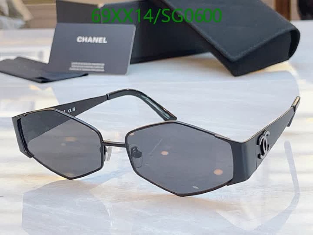 Chanel-Glasses Code: SG0600 $: 69USD