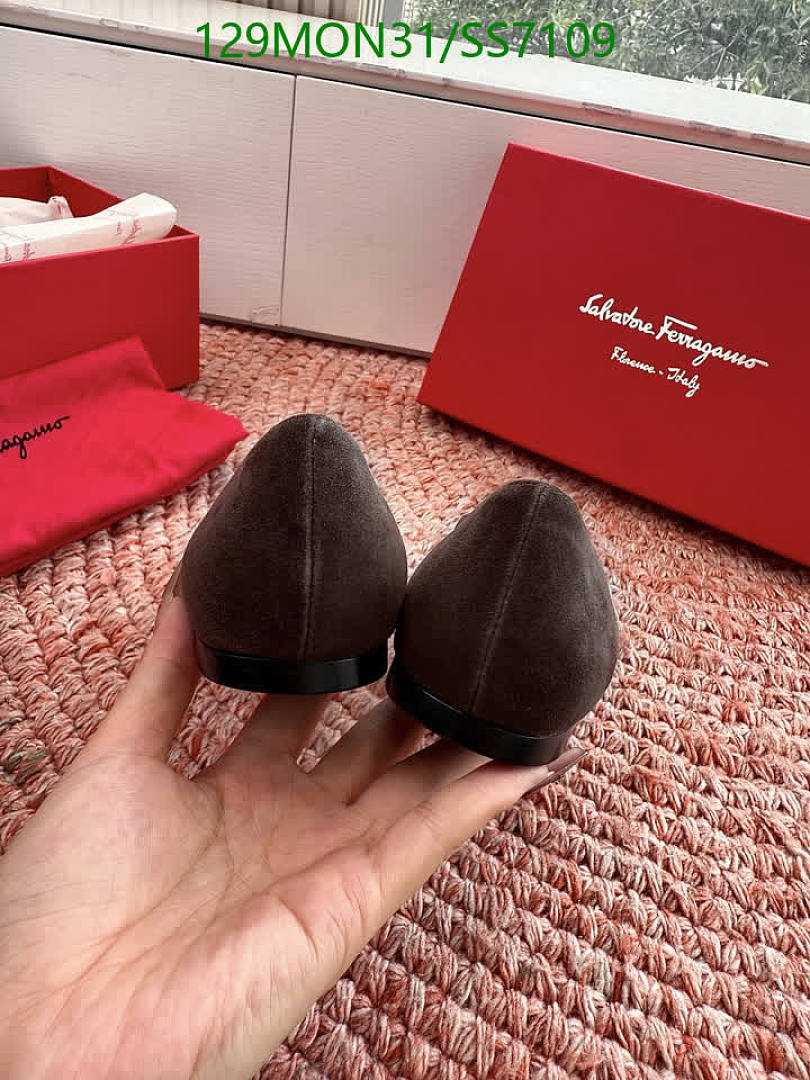 Ferragamo-Women Shoes Code: SS7109 $: 129USD