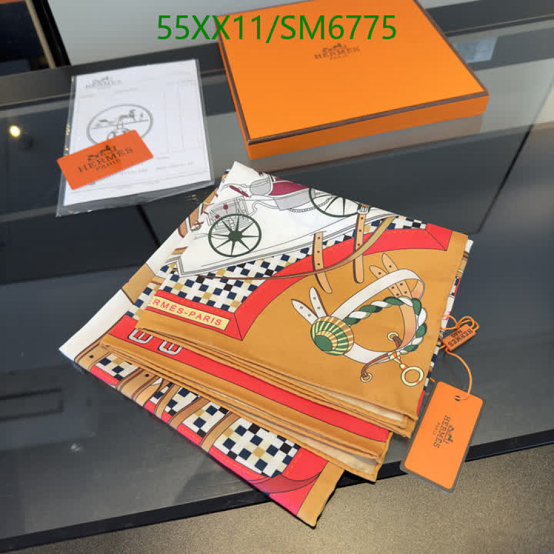 Hermes-Scarf Code: SM6775 $: 55USD