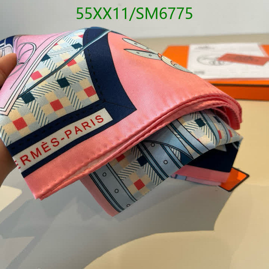 Hermes-Scarf Code: SM6775 $: 55USD