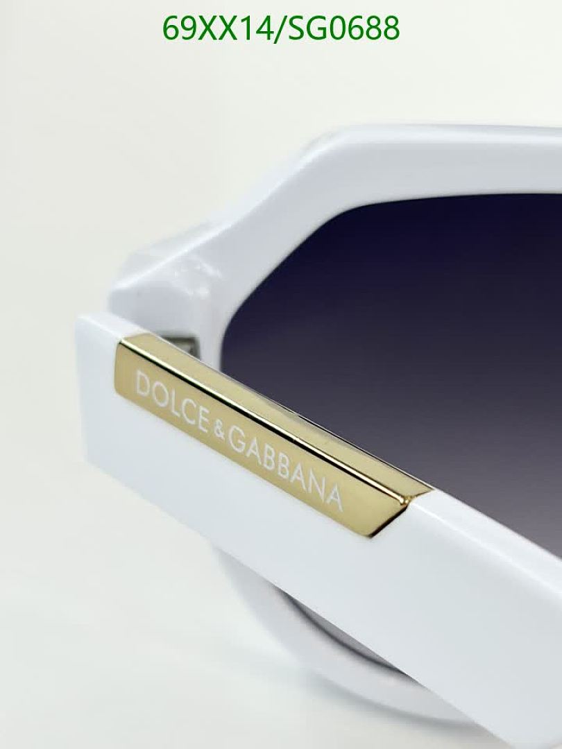 D&G-Glasses Code: SG0688 $: 69USD