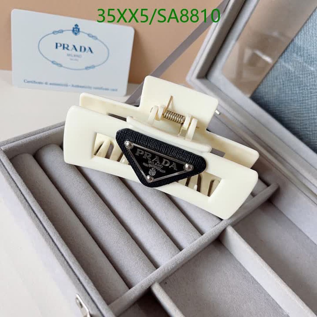 Prada-Headband Code: SA8810 $: 35USD
