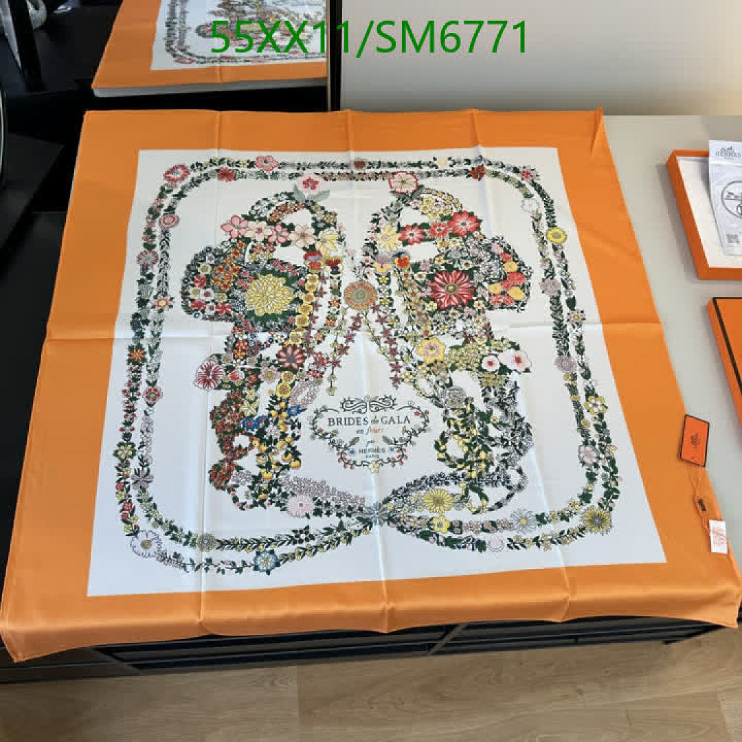 Hermes-Scarf Code: SM6771 $: 55USD