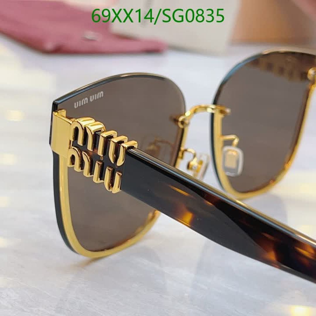 Miu Miu-Glasses Code: SG0835 $: 69USD