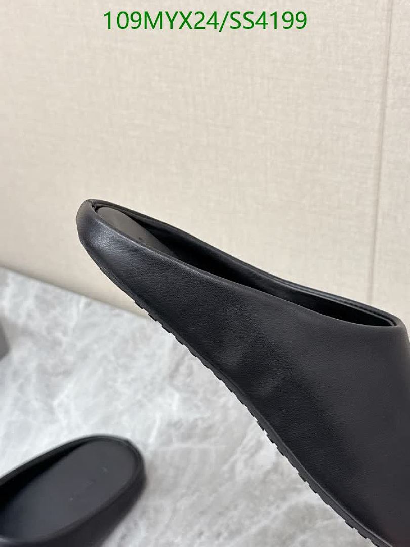 Balenciaga-Women Shoes Code: SS4199 $: 109USD