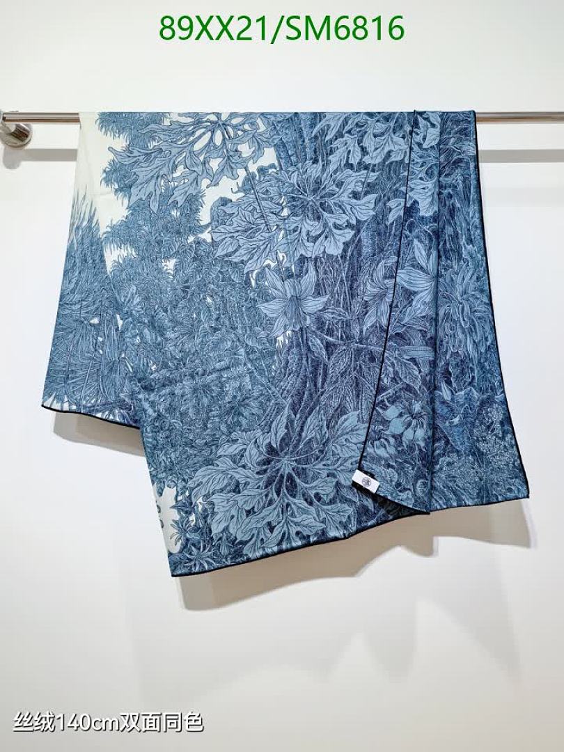 Hermes-Scarf Code: SM6816 $: 89USD