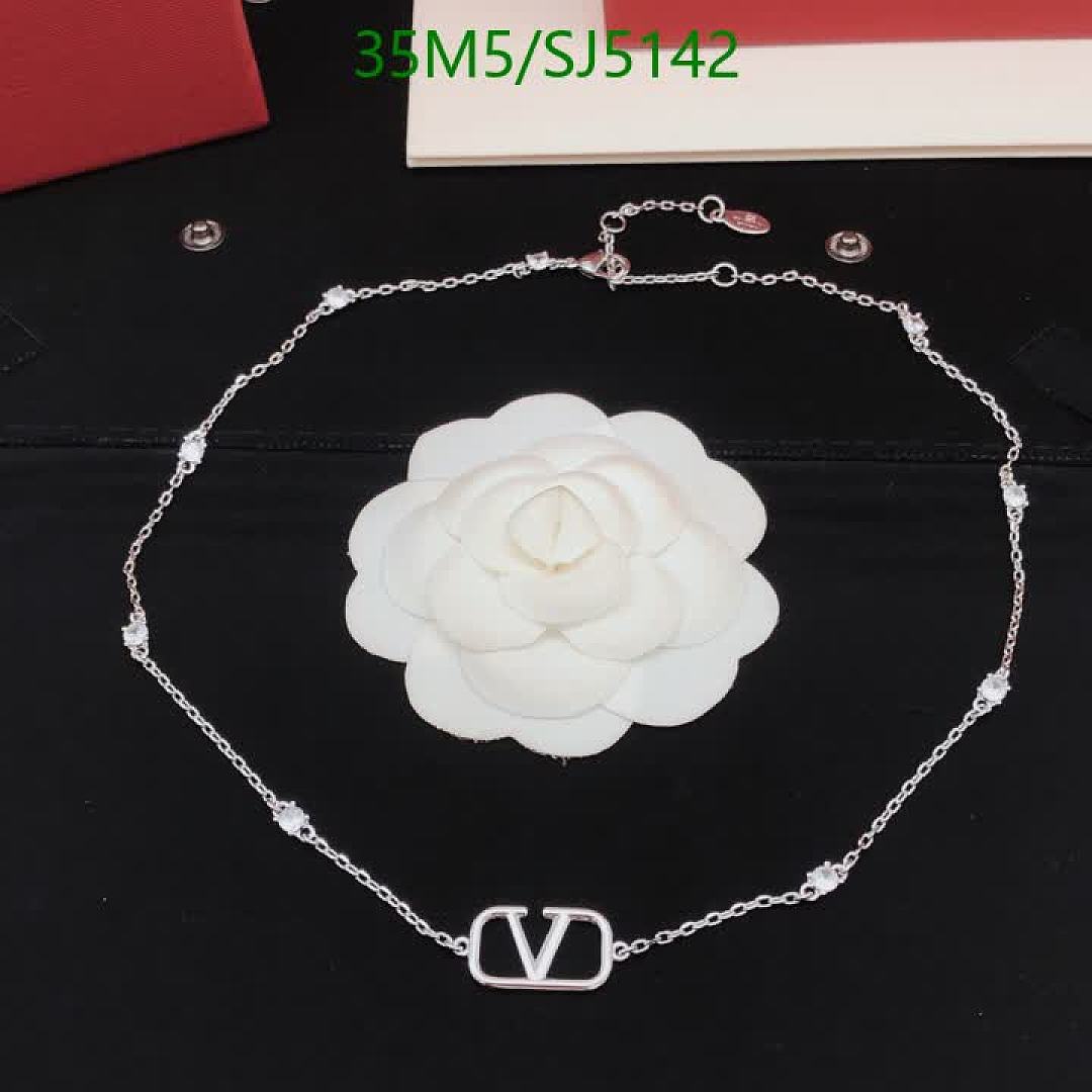 Valentino-Jewelry Code: SJ5142 $: 35USD