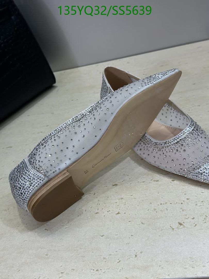 Gianvito Rossi-Women Shoes Code: SS5639 $: 135USD
