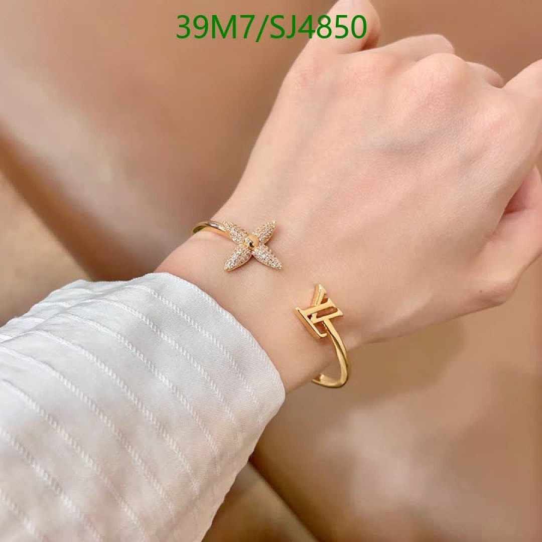 LV-Jewelry Code: SJ4850 $: 39USD