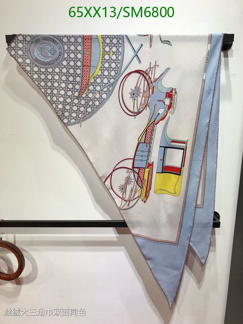 Hermes-Scarf Code: SM6800 $: 65USD