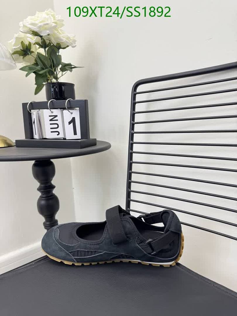 BV-Women Shoes Code: SS1892 $: 109USD