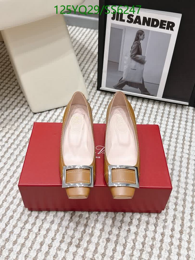 Roger Vivier-Women Shoes Code: SS6247 $: 125USD