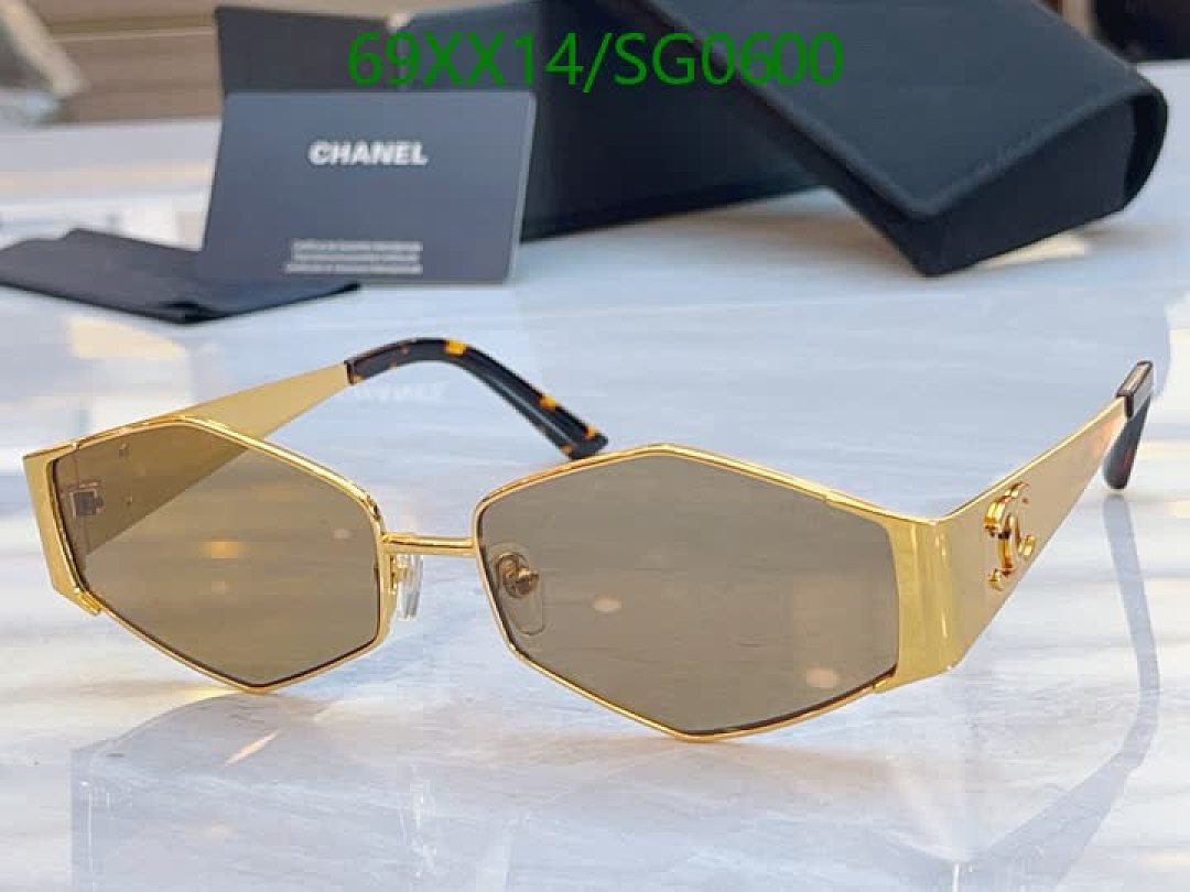 Chanel-Glasses Code: SG0600 $: 69USD