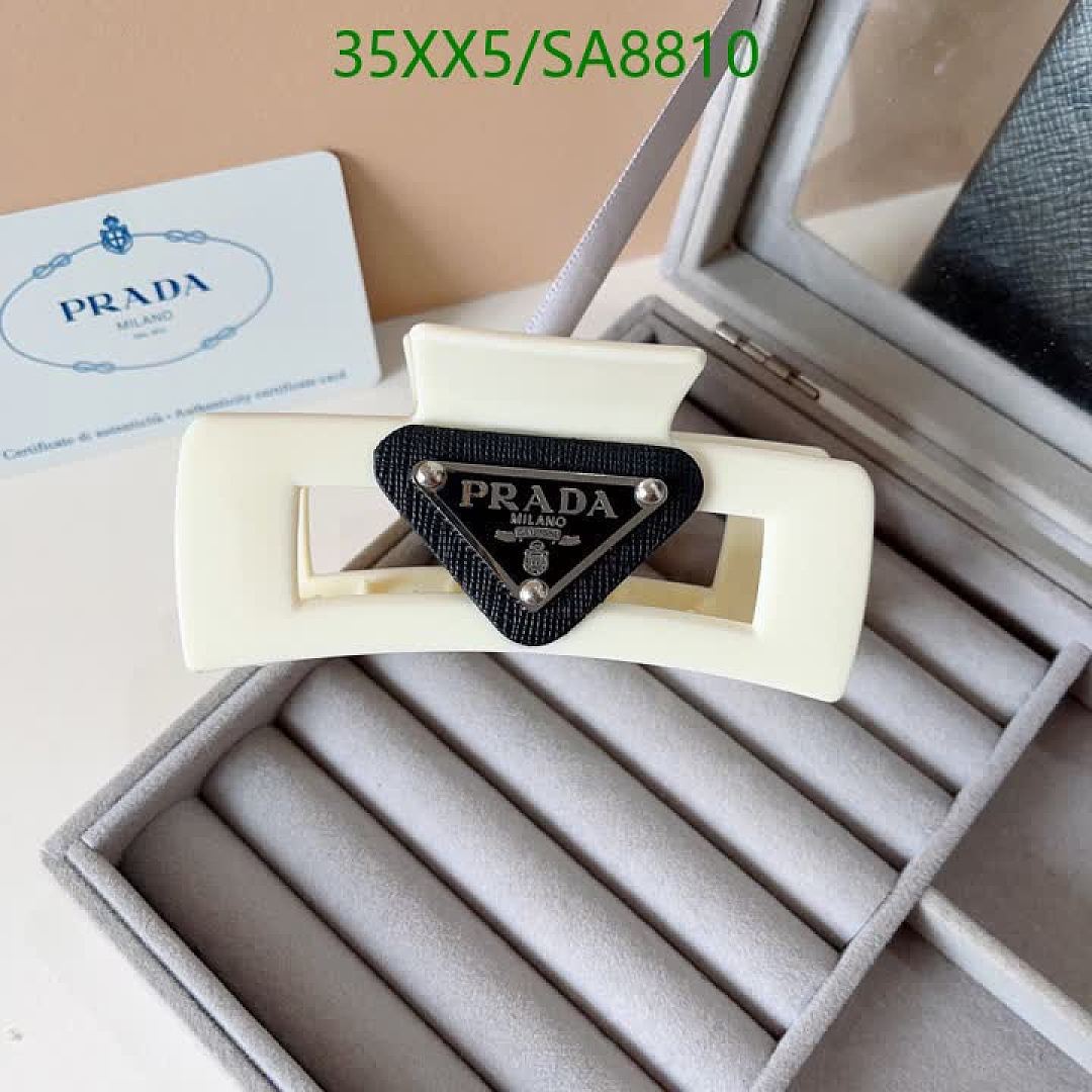 Prada-Headband Code: SA8810 $: 35USD