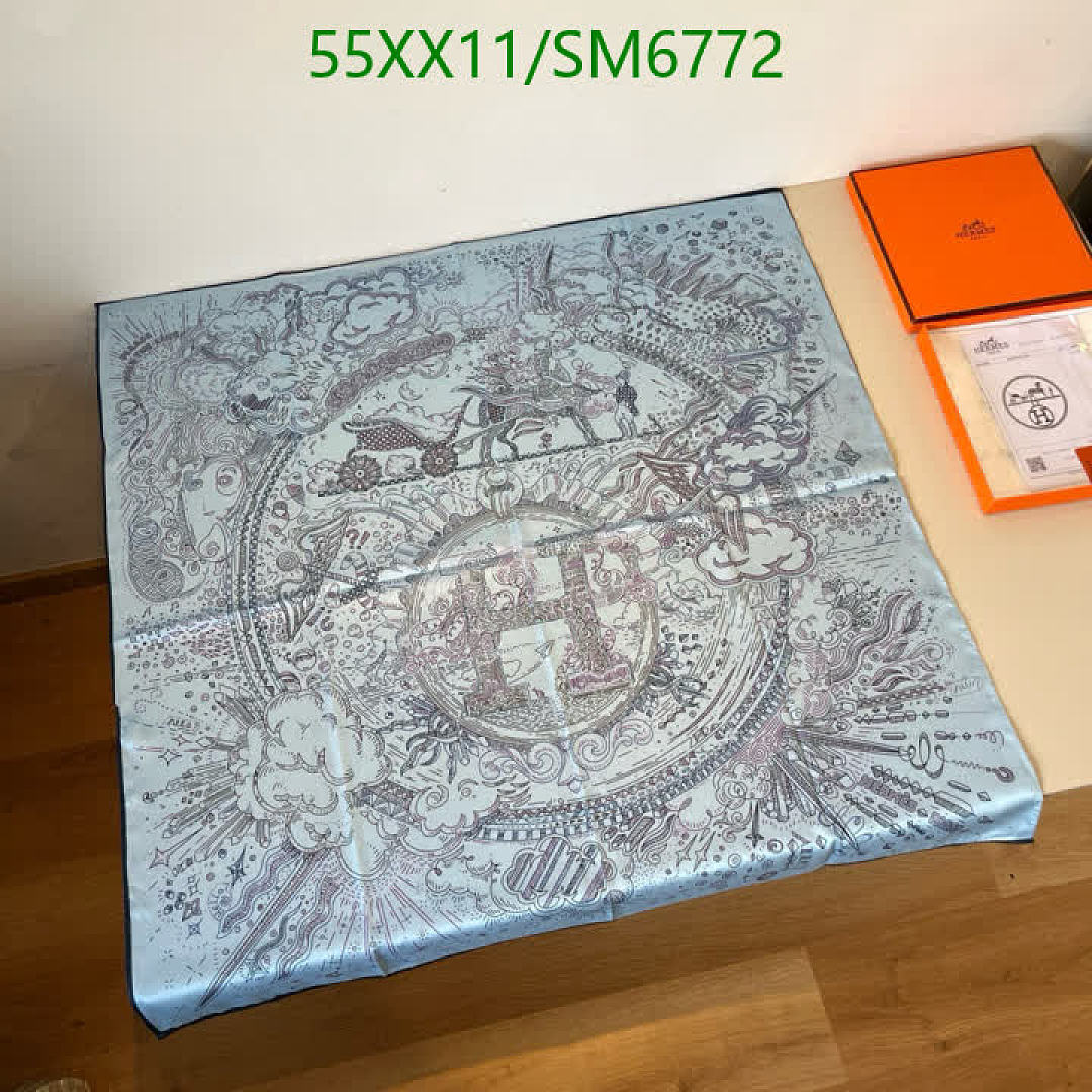 Hermes-Scarf Code: SM6772 $: 55USD