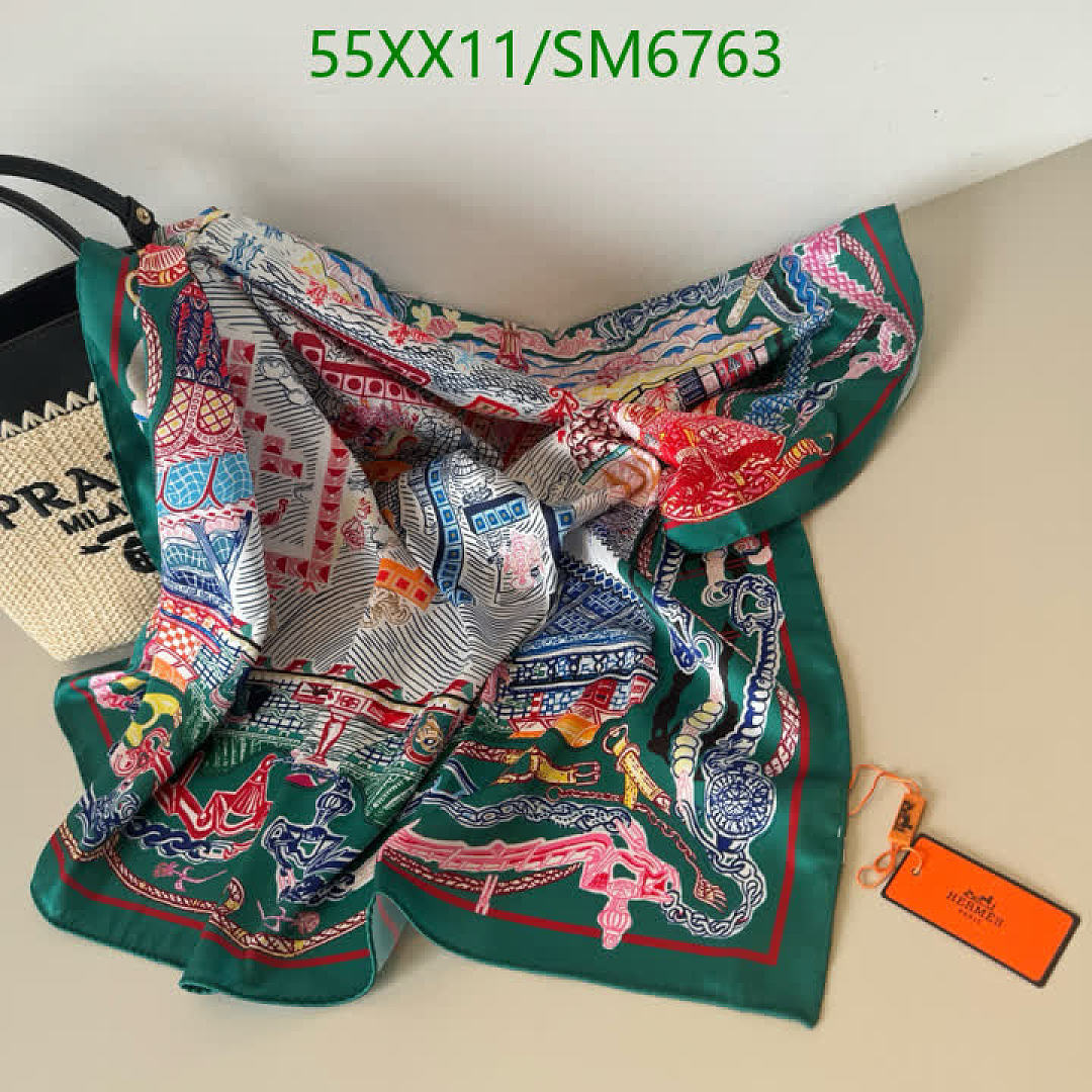 Hermes-Scarf Code: SM6763 $: 55USD