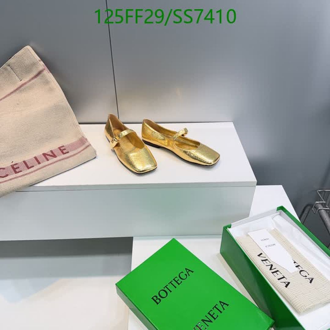 BV-Women Shoes Code: SS7410 $: 125USD