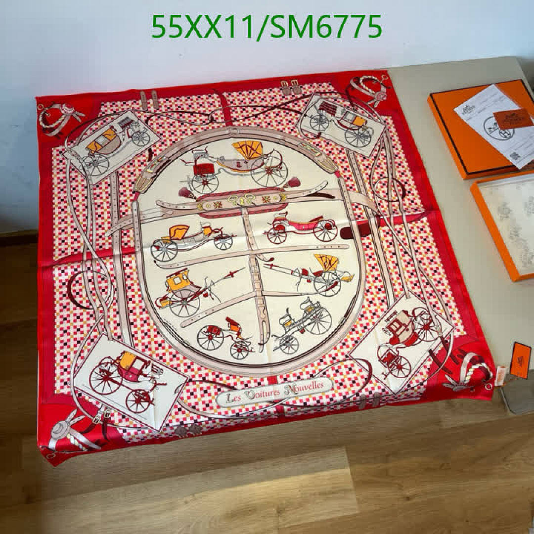 Hermes-Scarf Code: SM6775 $: 55USD