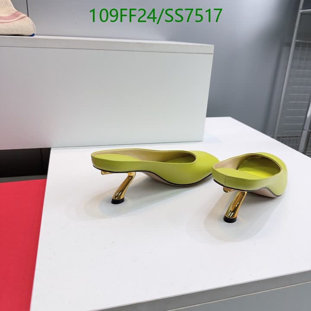 Ferragamo-Women Shoes Code: SS7517 $: 109USD