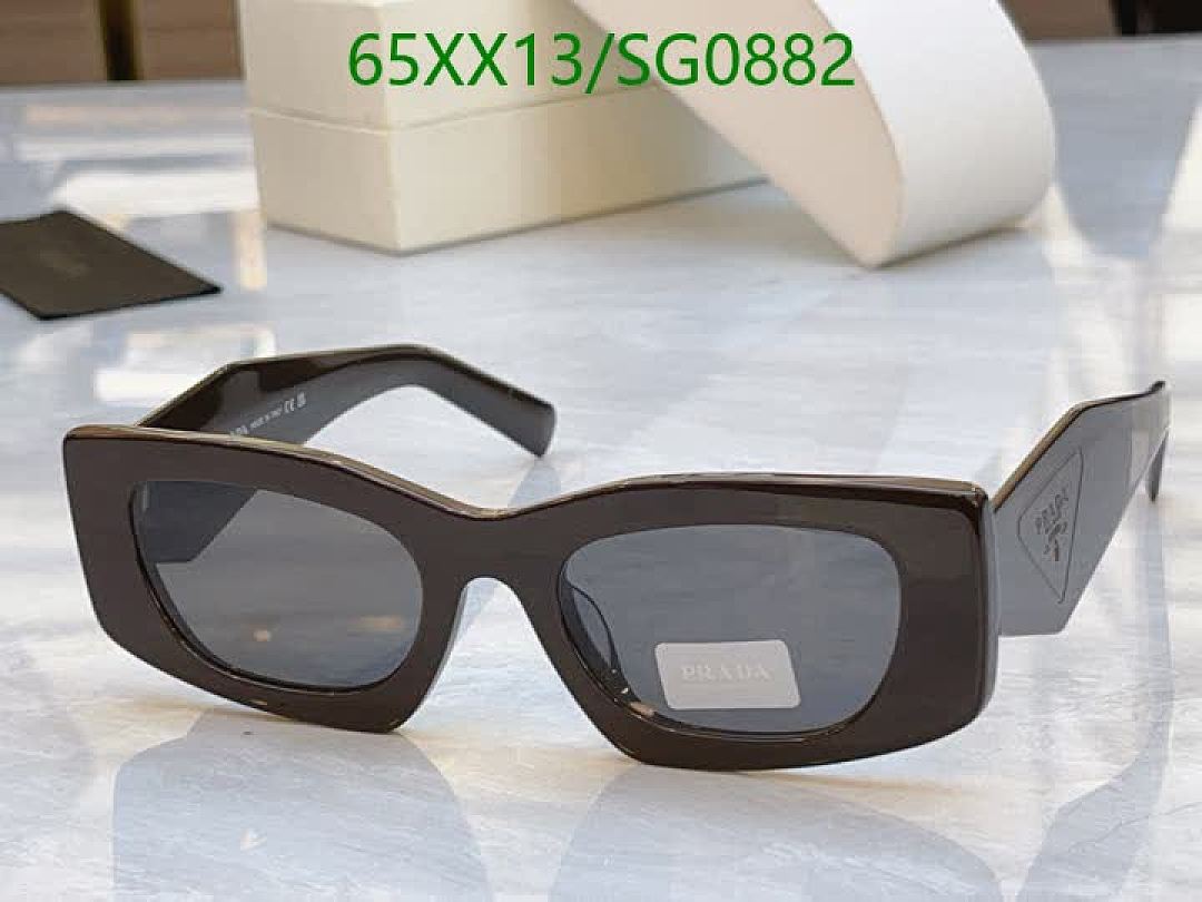 Prada-Glasses Code: SG0882 $: 65USD