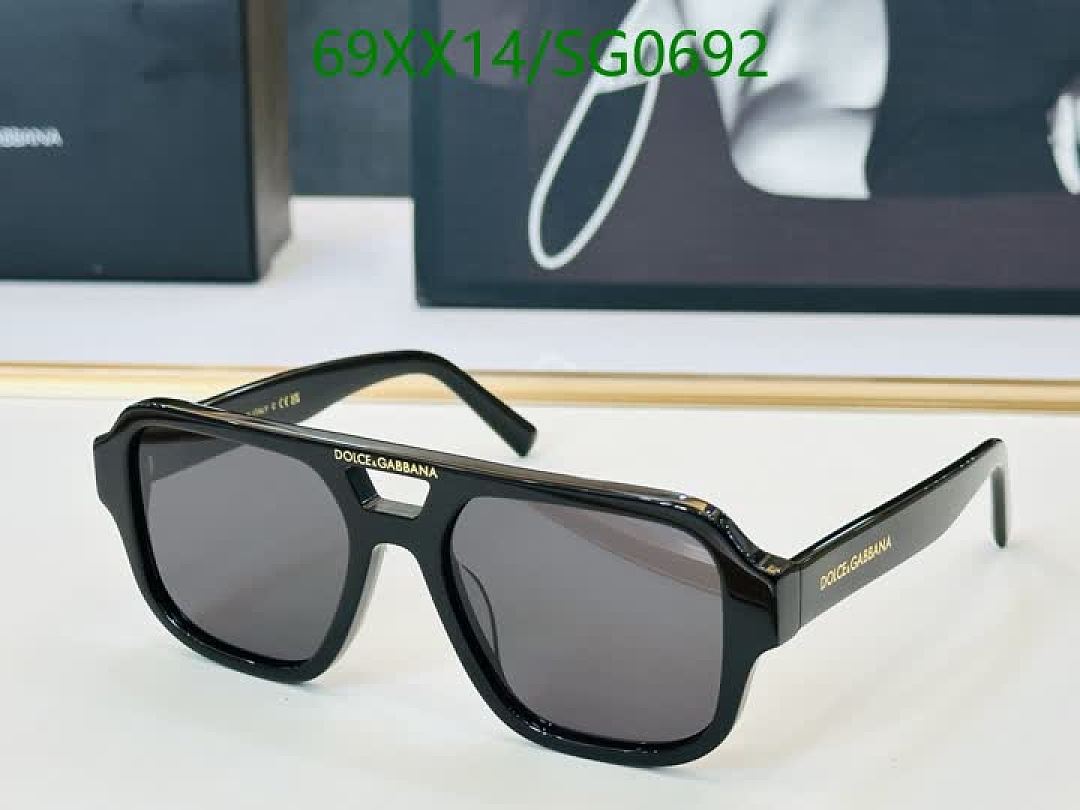 D&G-Glasses Code: SG0692 $: 69USD