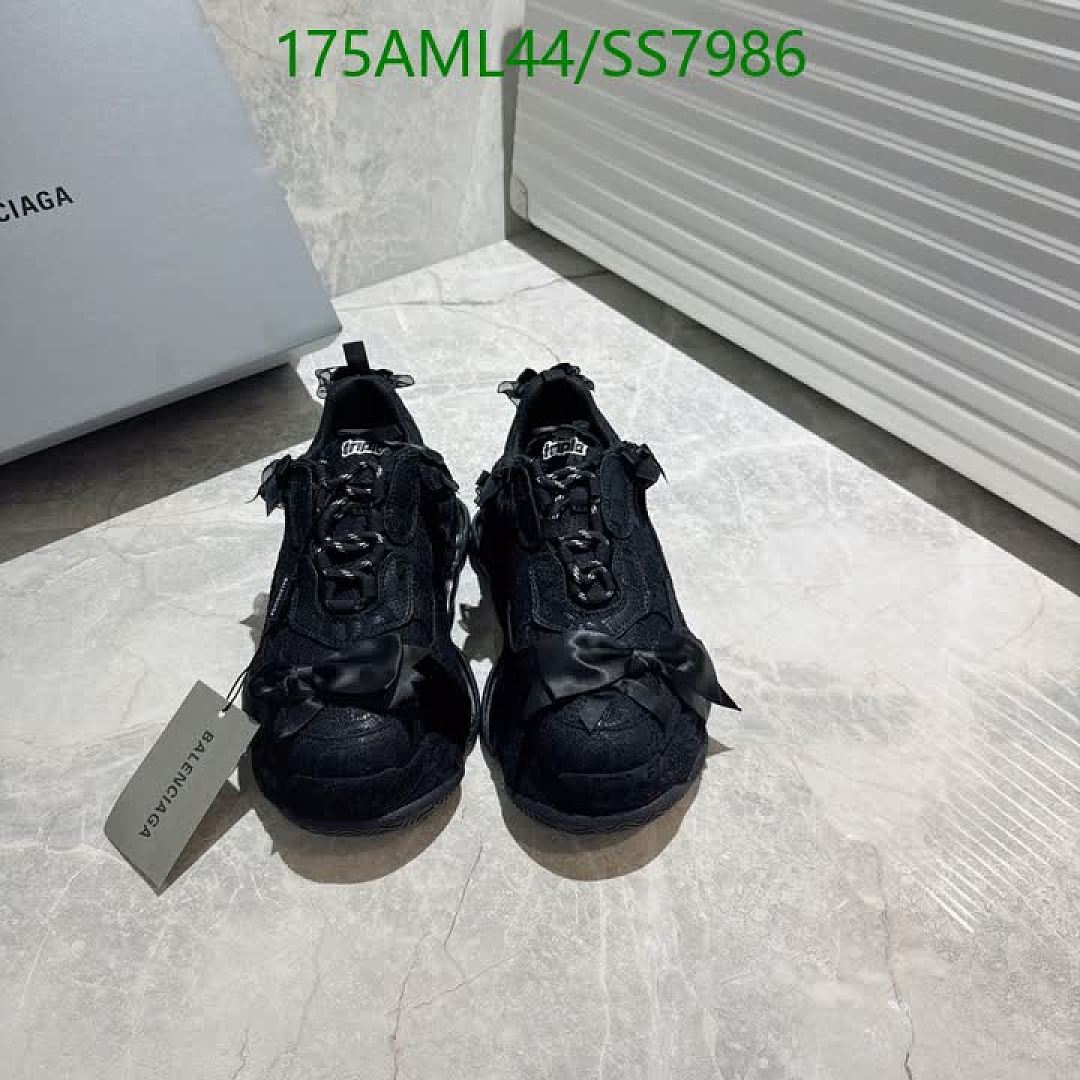 Balenciaga-Women Shoes Code: SS7986 $: 175USD