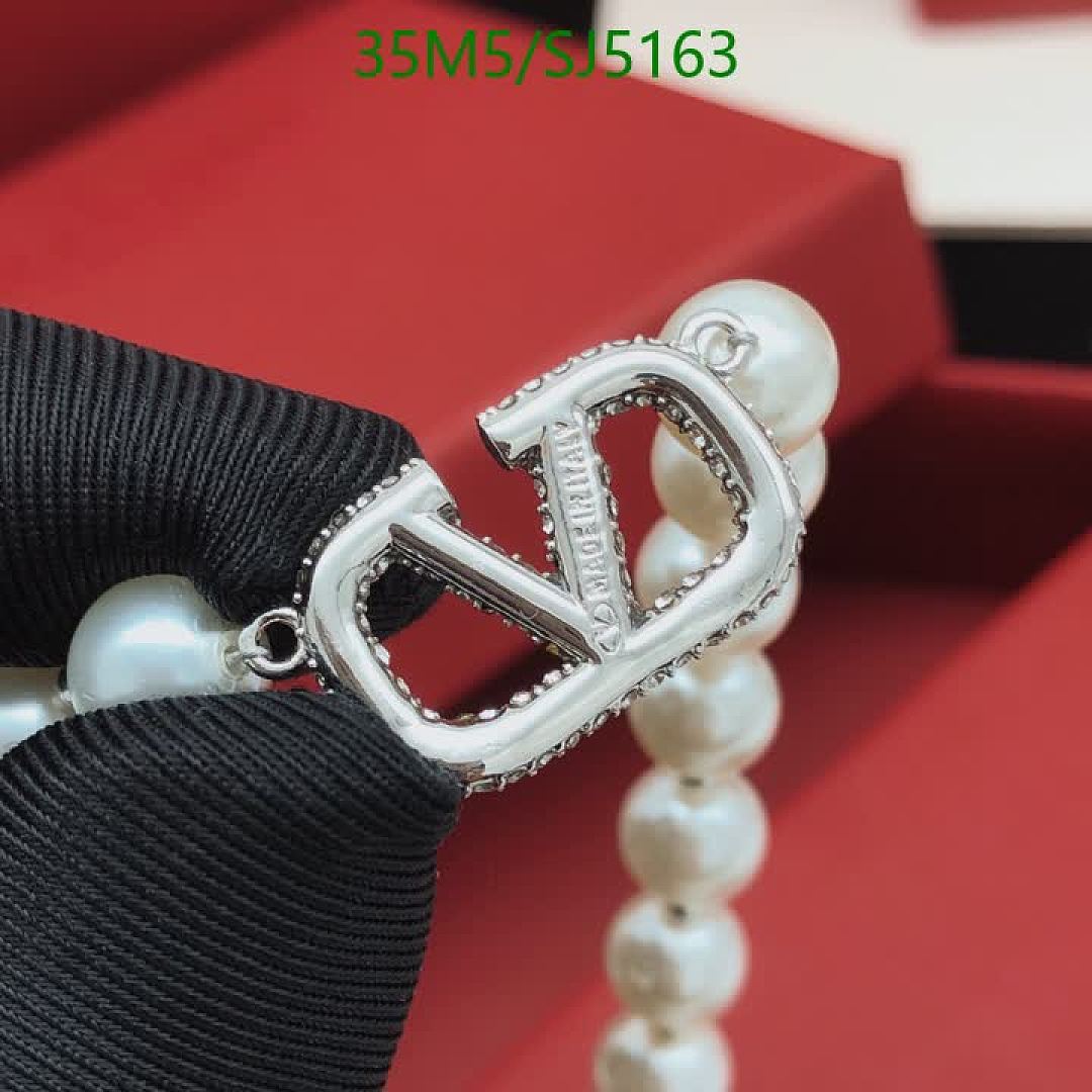 Valentino-Jewelry Code: SJ5163 $: 35USD