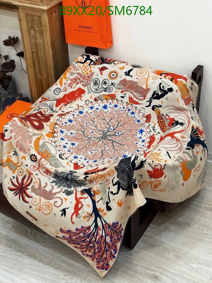 Hermes-Scarf Code: SM6784 $: 89USD