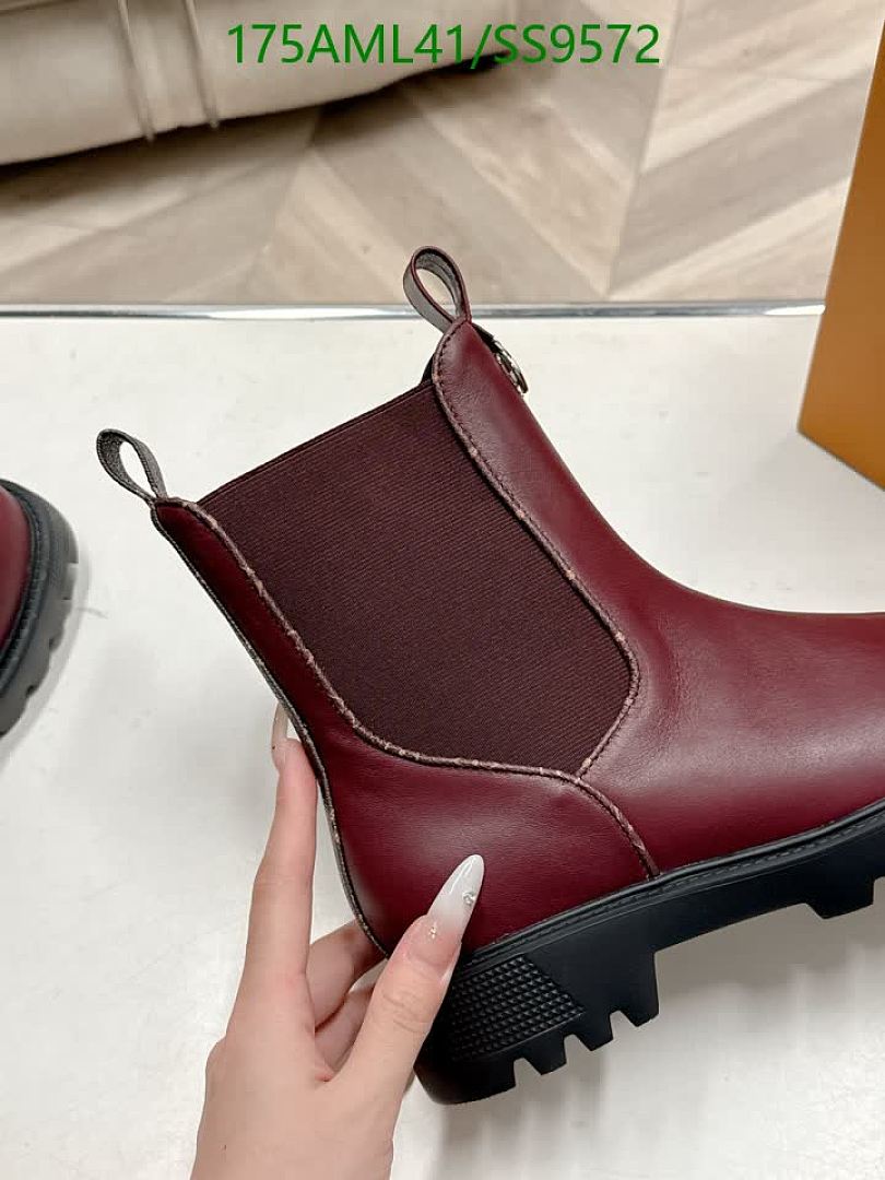 Boots-Women Shoes Code: SS9572 $: 175USD