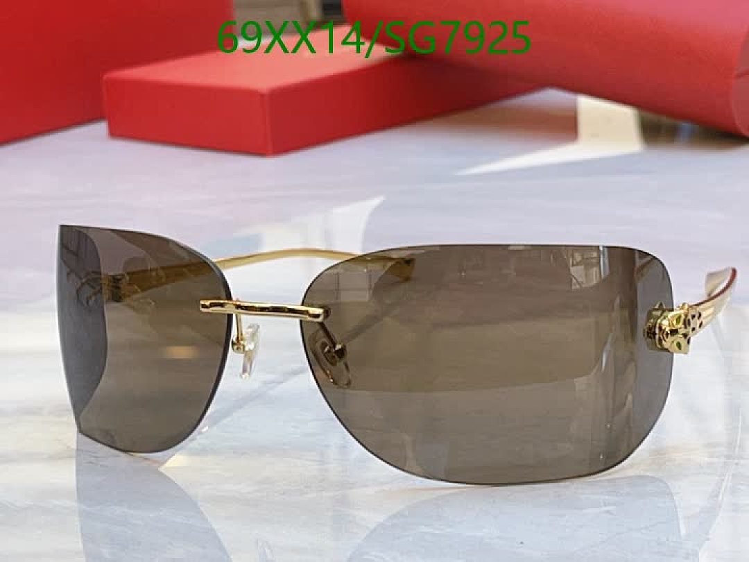 Cartier-Glasses Code: SG7925 $: 69USD