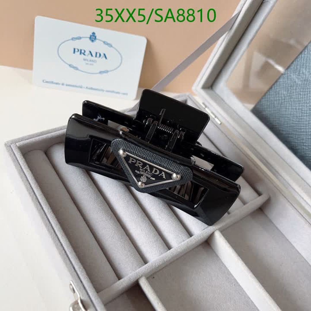 Prada-Headband Code: SA8810 $: 35USD