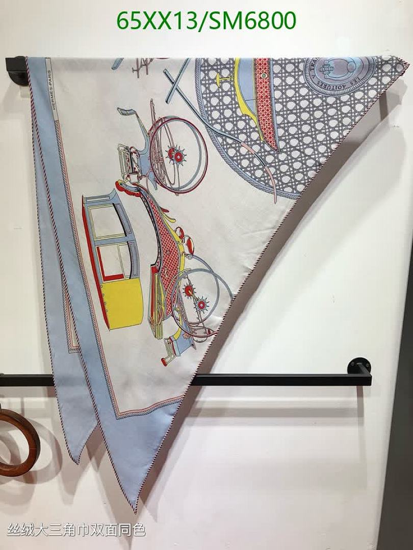Hermes-Scarf Code: SM6800 $: 65USD