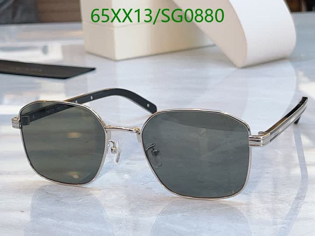 Prada-Glasses Code: SG0880 $: 65USD