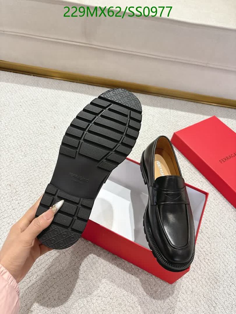 Ferragamo-Men shoes Code: SS0977 $: 229USD