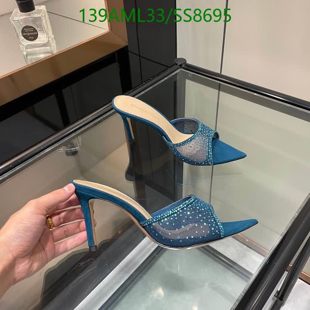 Gianvito Rossi-Women Shoes Code: SS8695 $: 139USD