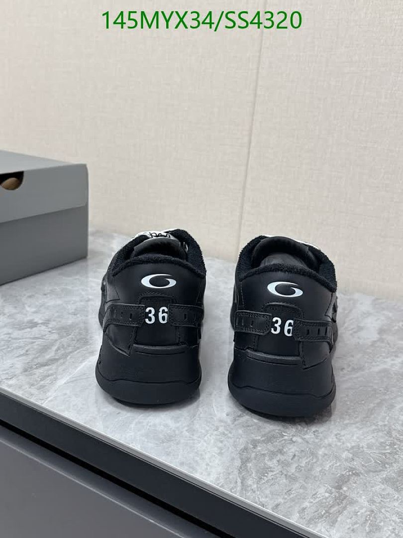 Balenciaga-Women Shoes Code: SS4320 $: 145USD
