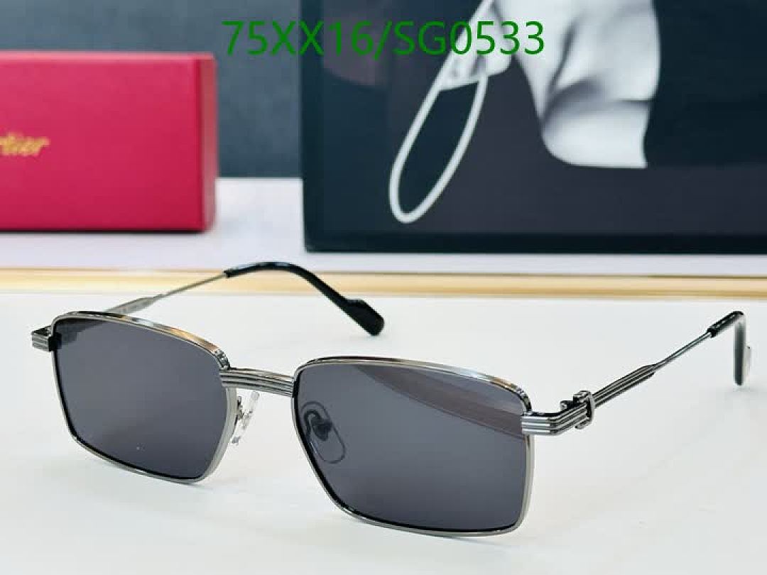 Cartier-Glasses Code: SG0533 $: 75USD
