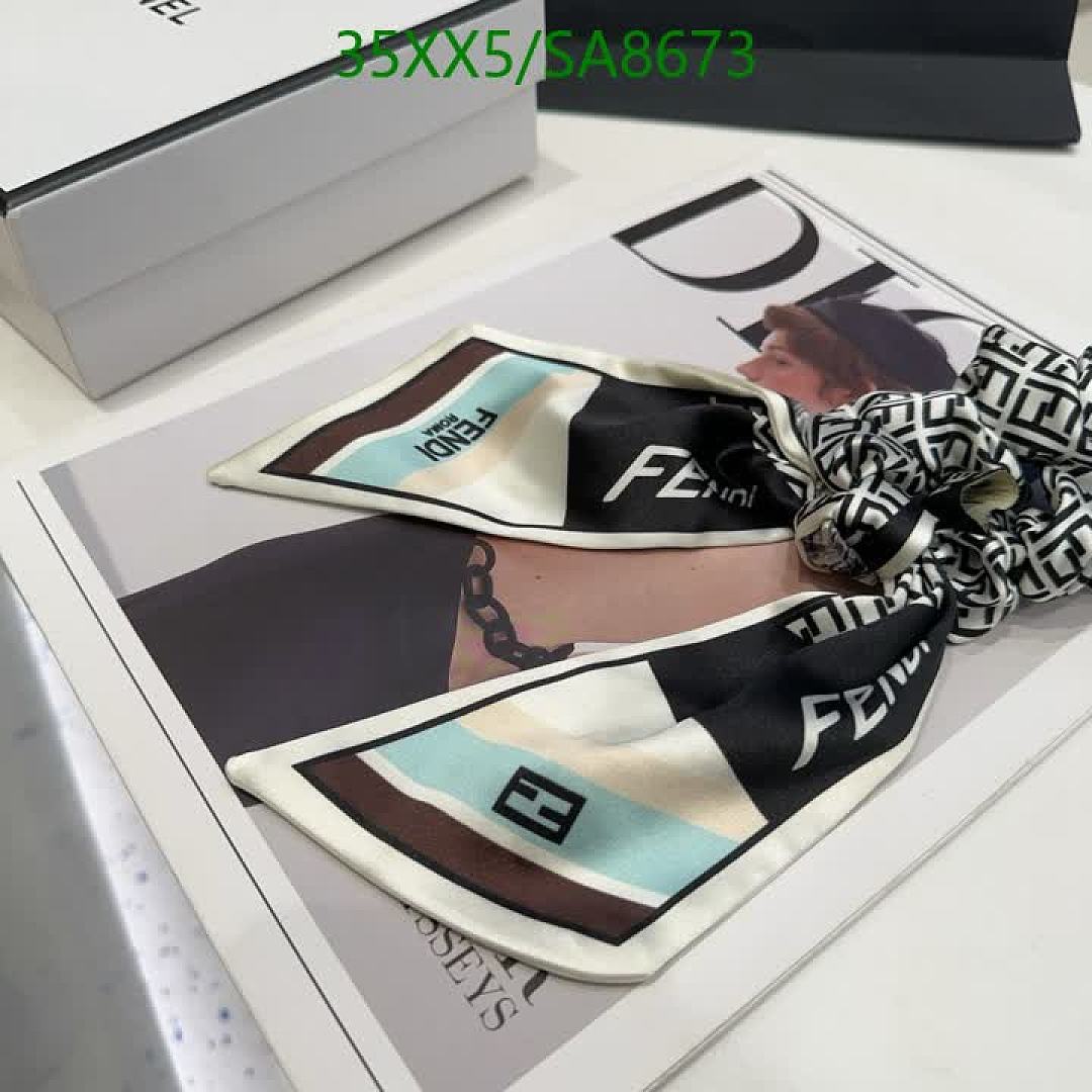 Fendi-Headband Code: SA8673 $: 35USD