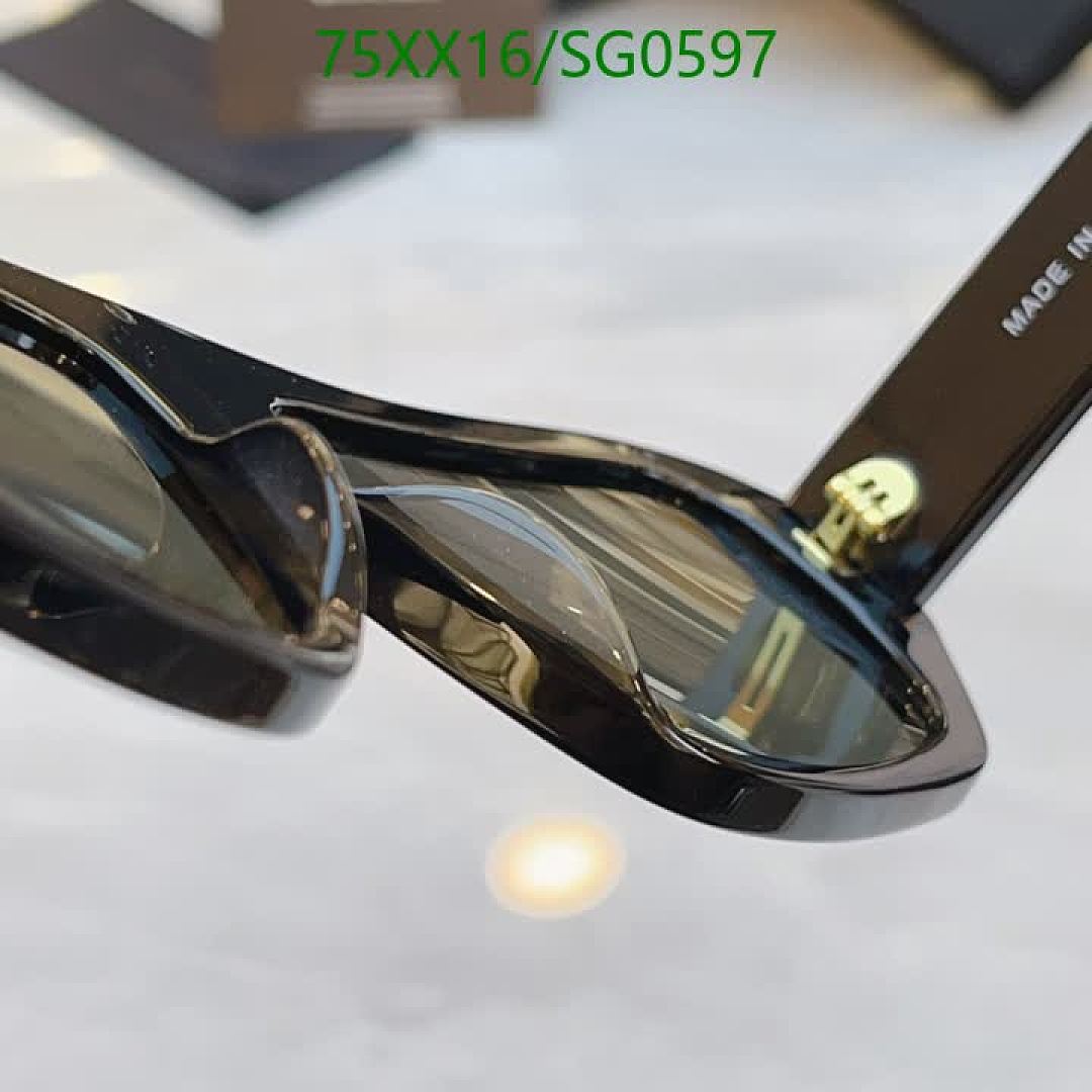 Chanel-Glasses Code: SG0597 $: 75USD