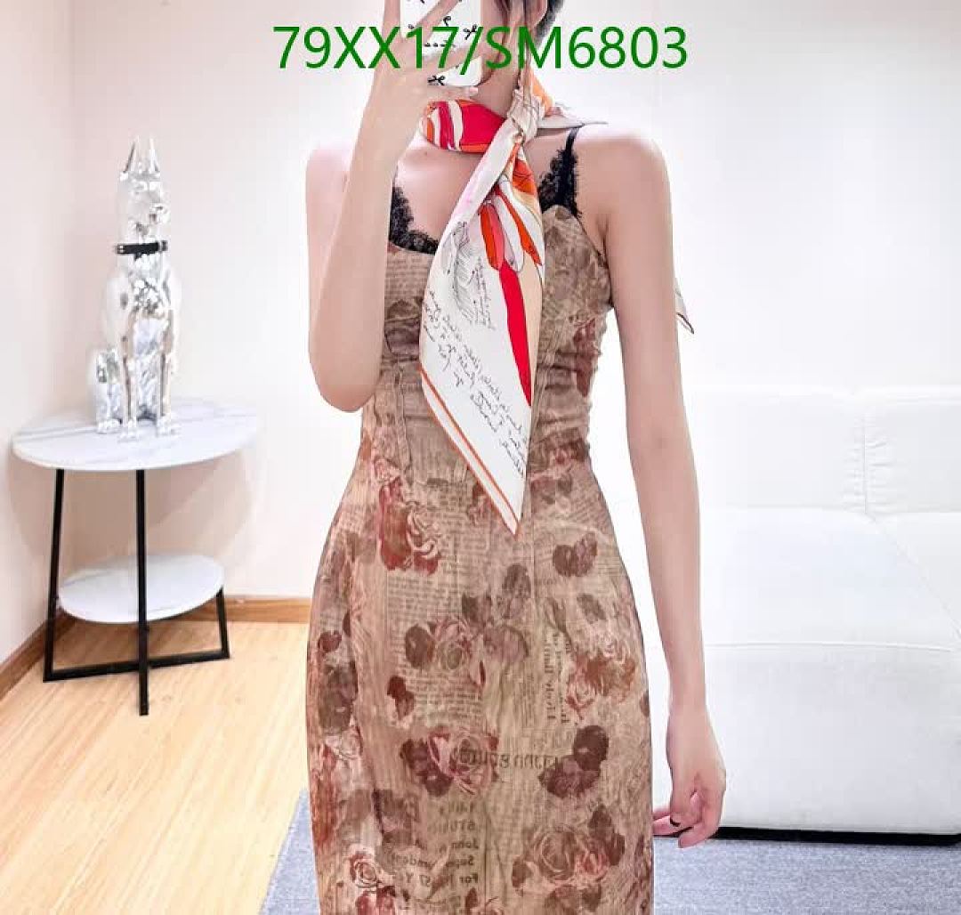 Hermes-Scarf Code: SM6803 $: 79USD