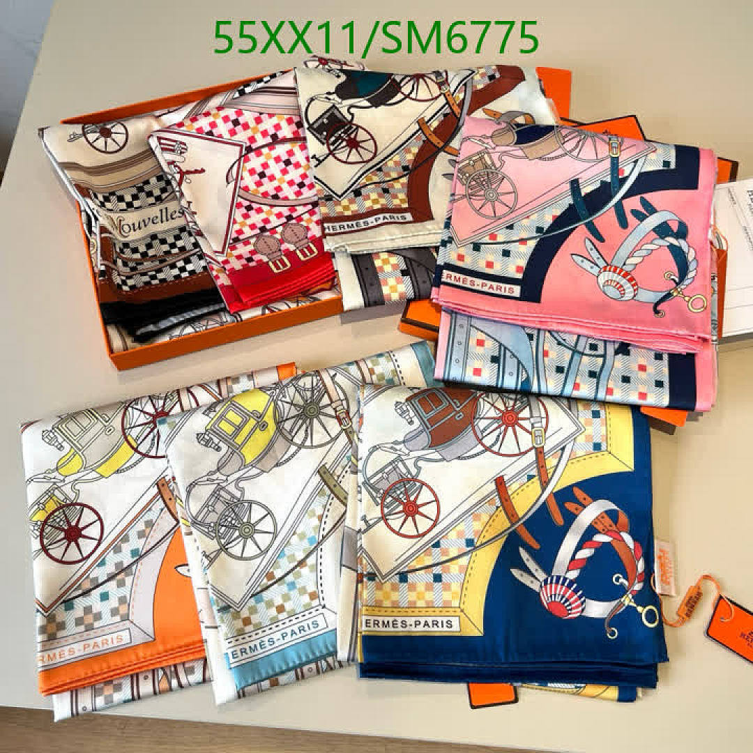 Hermes-Scarf Code: SM6775 $: 55USD