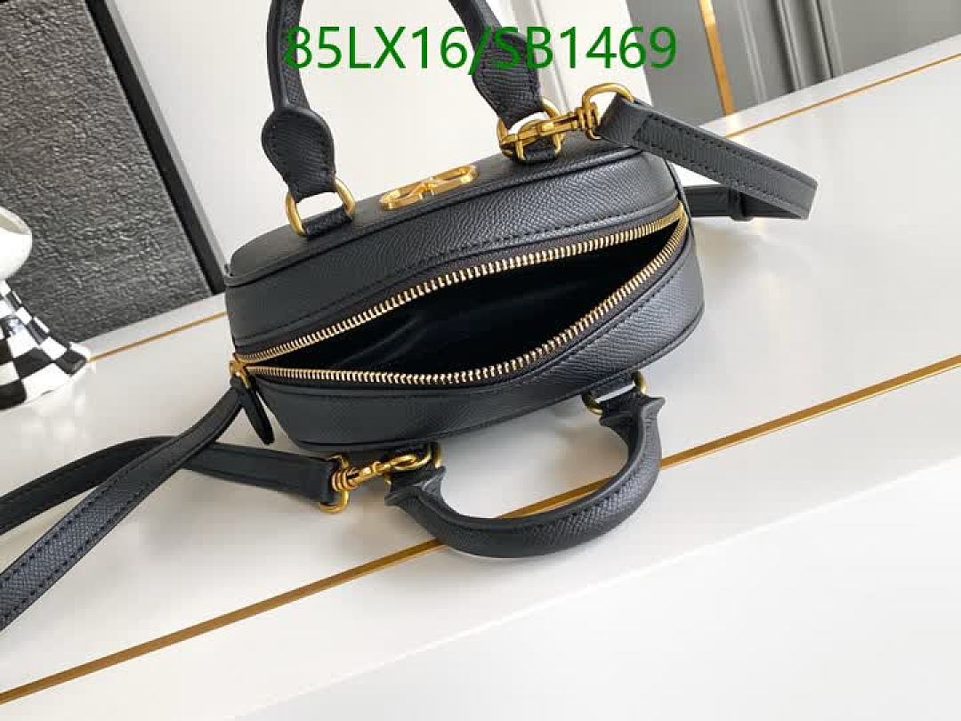 Valentino-Bag-4A Quality Code: SB1469 $: 85USD