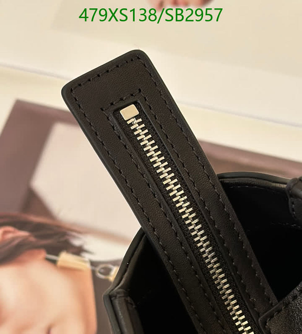 The Row-Bag-Mirror Quality Code: SB2957 $: 479USD