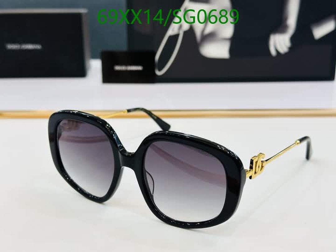 D&G-Glasses Code: SG0689 $: 69USD