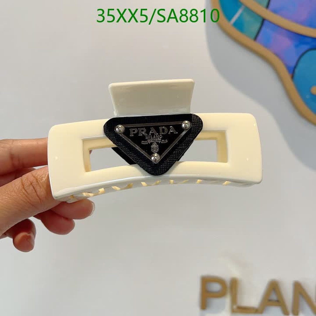 Prada-Headband Code: SA8810 $: 35USD