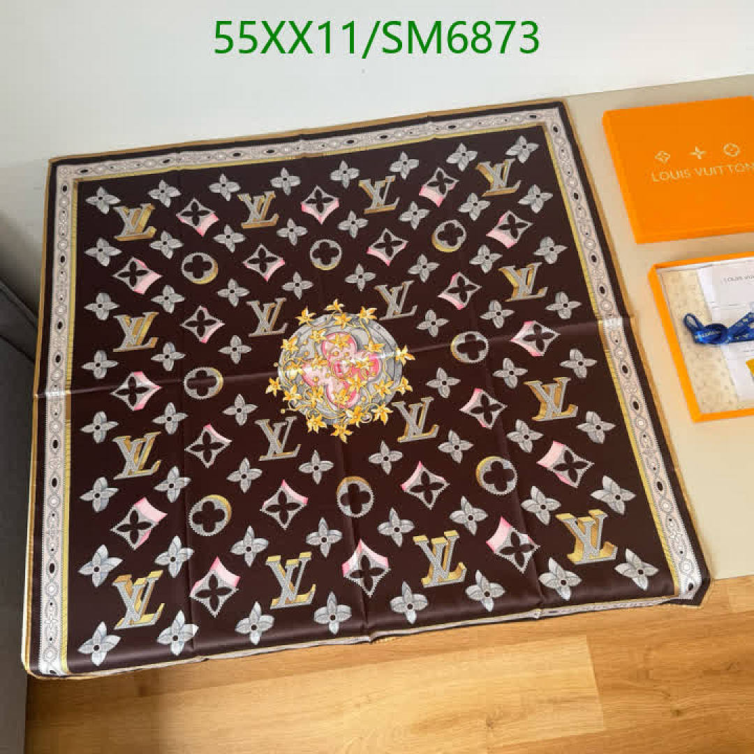 LV-Scarf Code: SM6873 $: 55USD