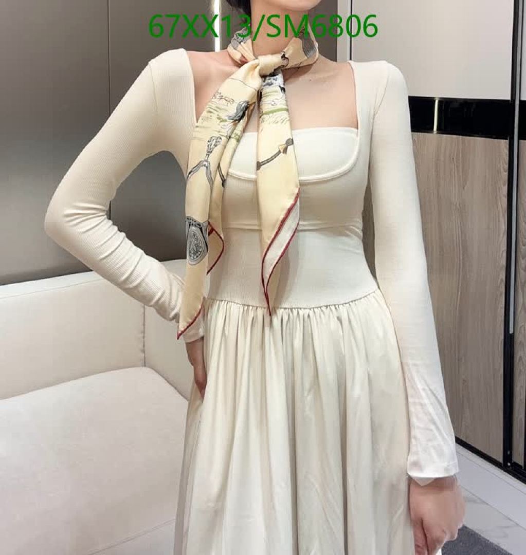 Hermes-Scarf Code: SM6806 $: 67USD